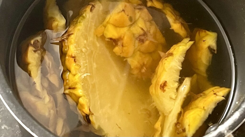 Té de cáscara de piña